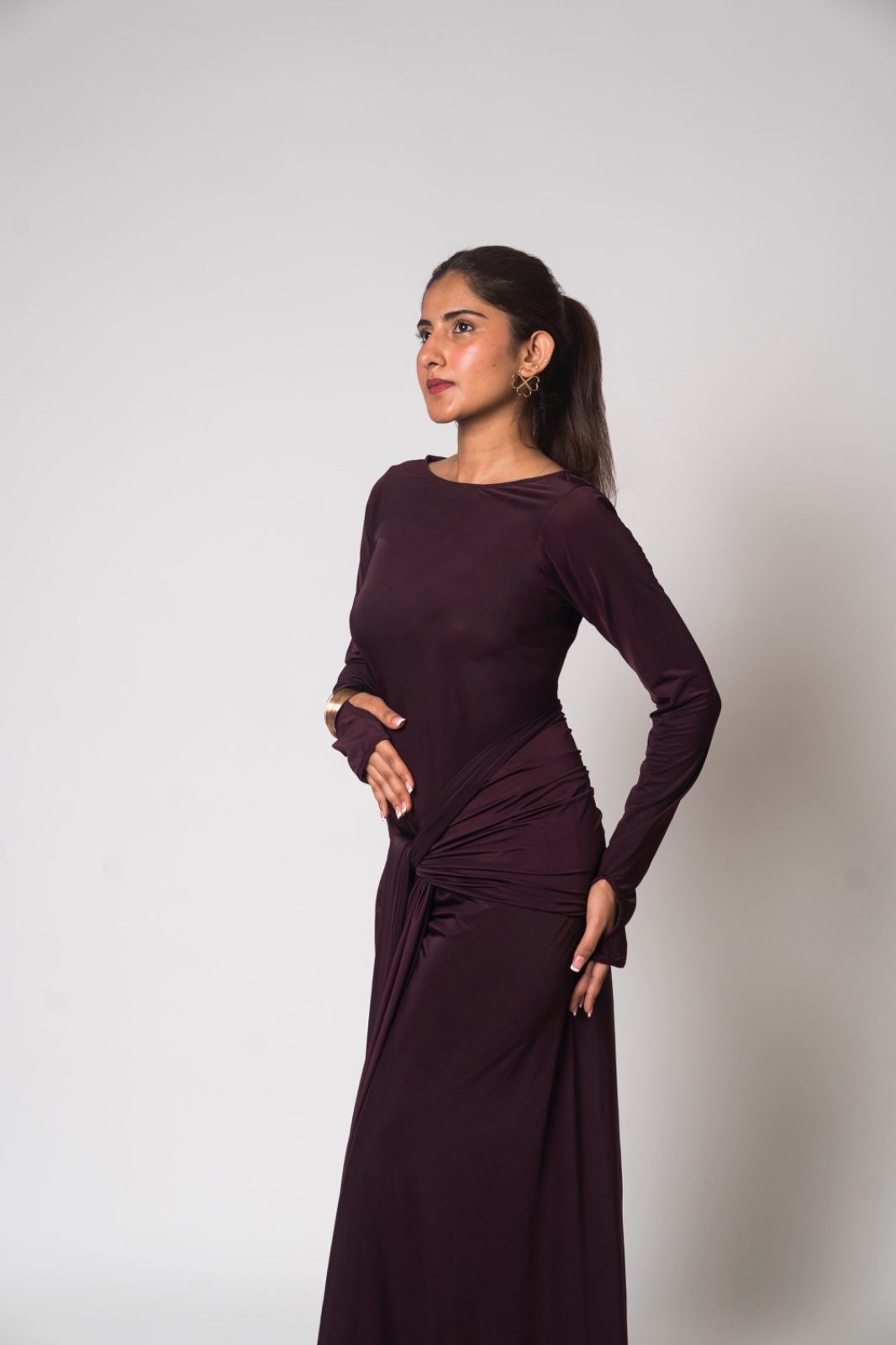 Wine wrap dress, studio look